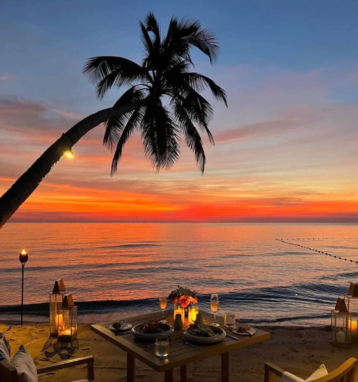 Beachfront Sunset View Phu Quoc